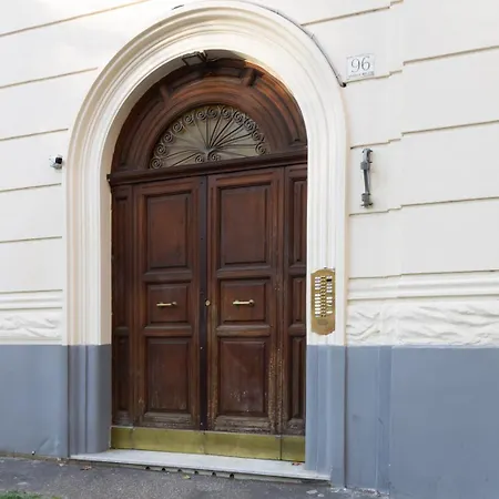 Vatican Design Suites